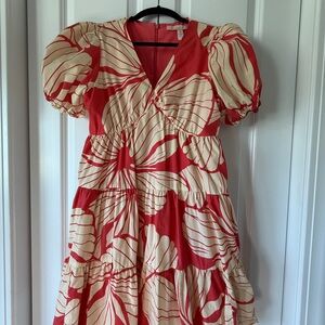 Hutch Evereve short sleeve Coral and Cream Floral V-Neck Dress small 100% cotton